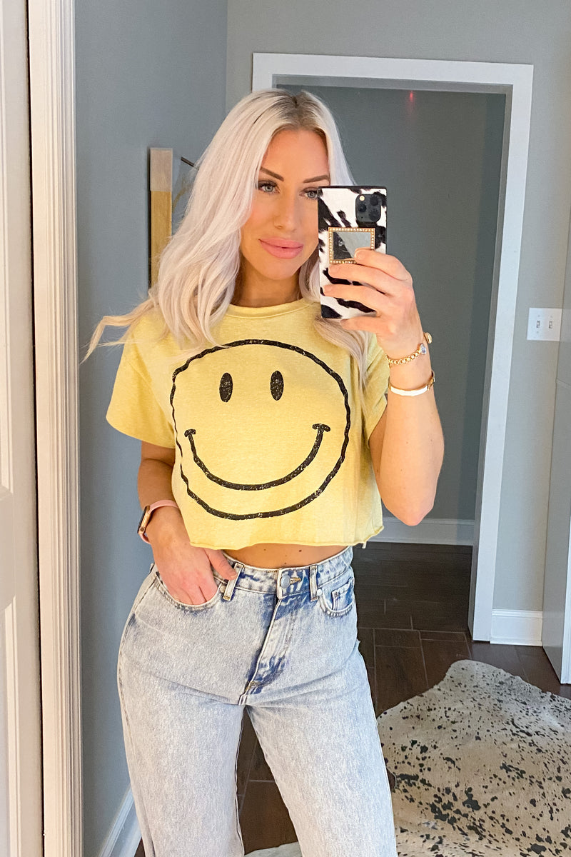 Yellow Cropped Smiley Face Graphic Tee - Shop Kendry Collection Boutique