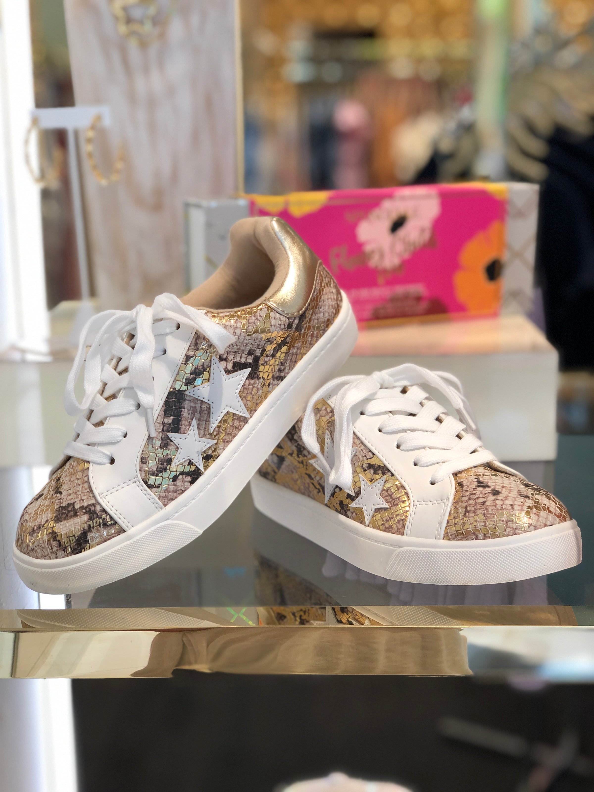 Dale Cheetah Print Star Sneakers - Kendry Collection Boutique